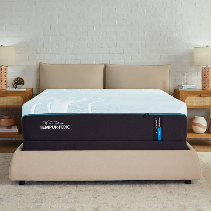 Tempur-Pedic LuxeAdapt Soft 13" Mattress