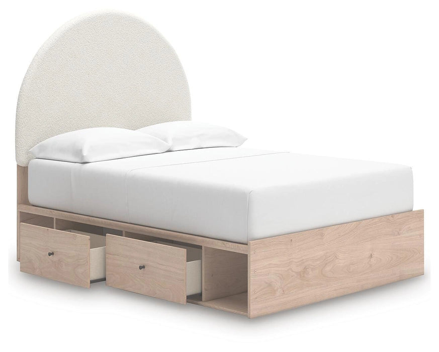 Arloster Upholstered Bed