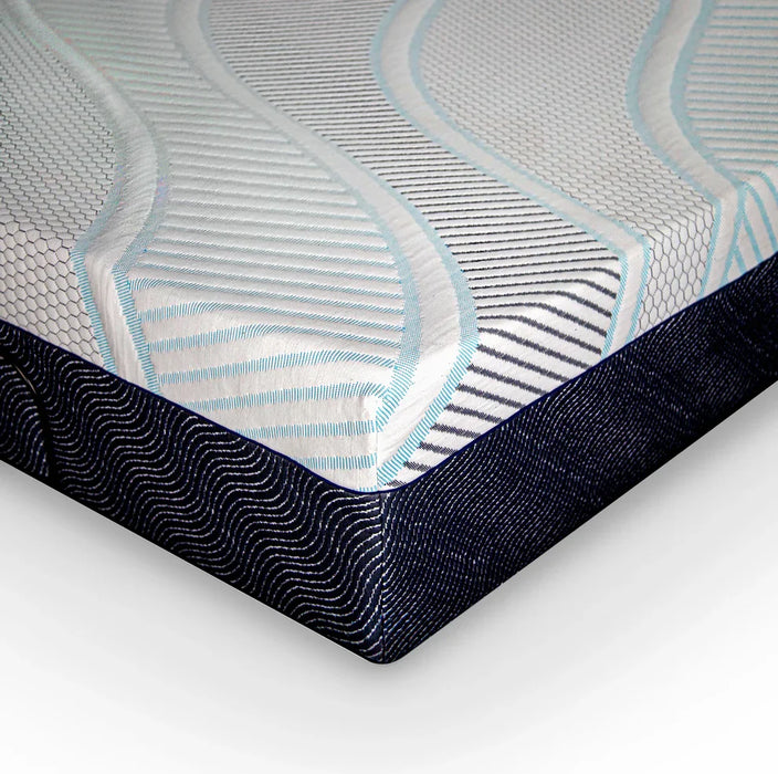 Customatic® The DreamSense DreamTemp™ Mattress - Firm