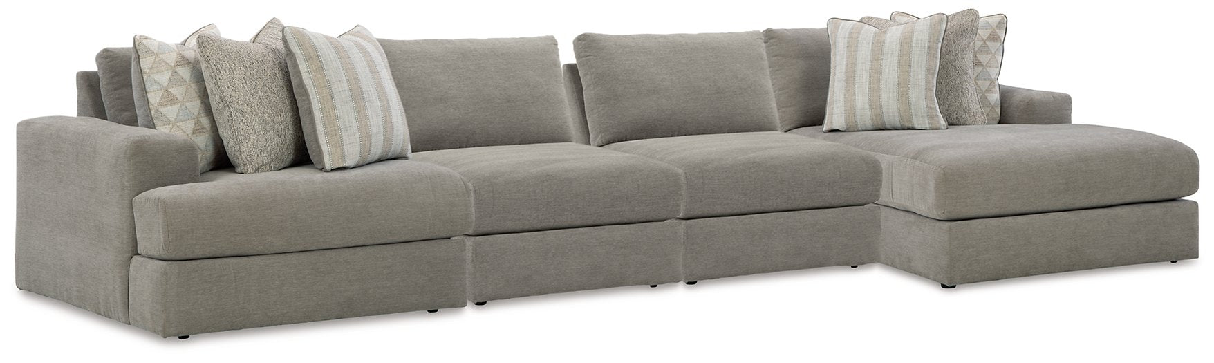 Avaliyah Sectional with Chaise