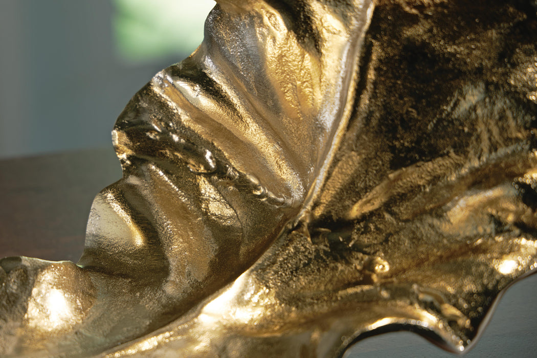 Darinsen Sculpture - LasVegasFurnitureOnline.com