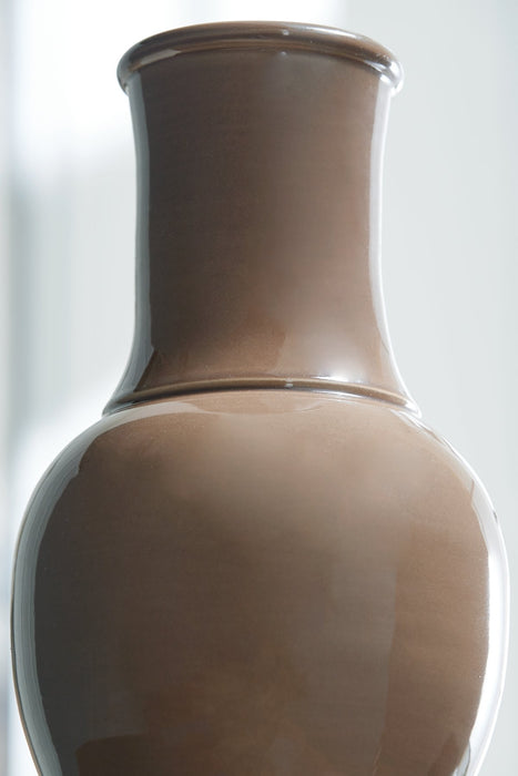 Tillmer Vase - LasVegasFurnitureOnline.com