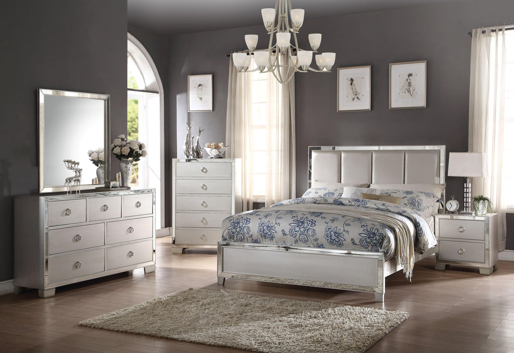 Voeville II Platinum PU & Platinum Queen Bed - LasVegasFurnitureOnline.com