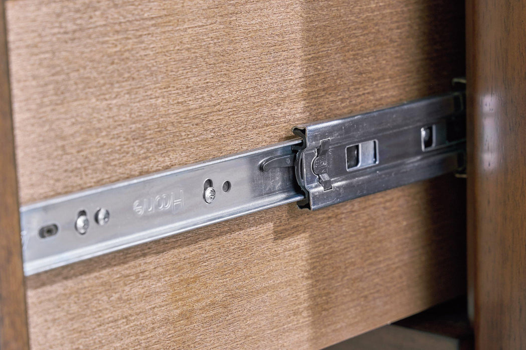 Lyncott Bedroom Set - LasVegasFurnitureOnline.com