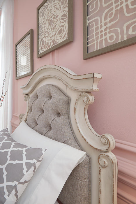 Realyn Upholstered Bed - LasVegasFurnitureOnline.com