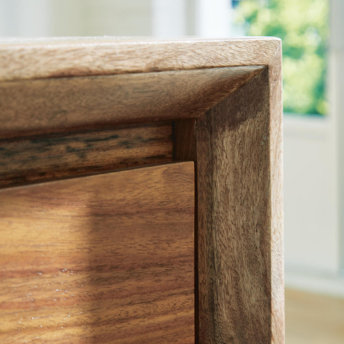 Dressonni Chest of Drawers - LasVegasFurnitureOnline.com
