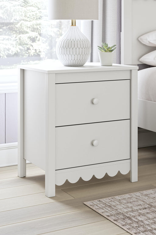 Hallityn Nightstand - LasVegasFurnitureOnline.com