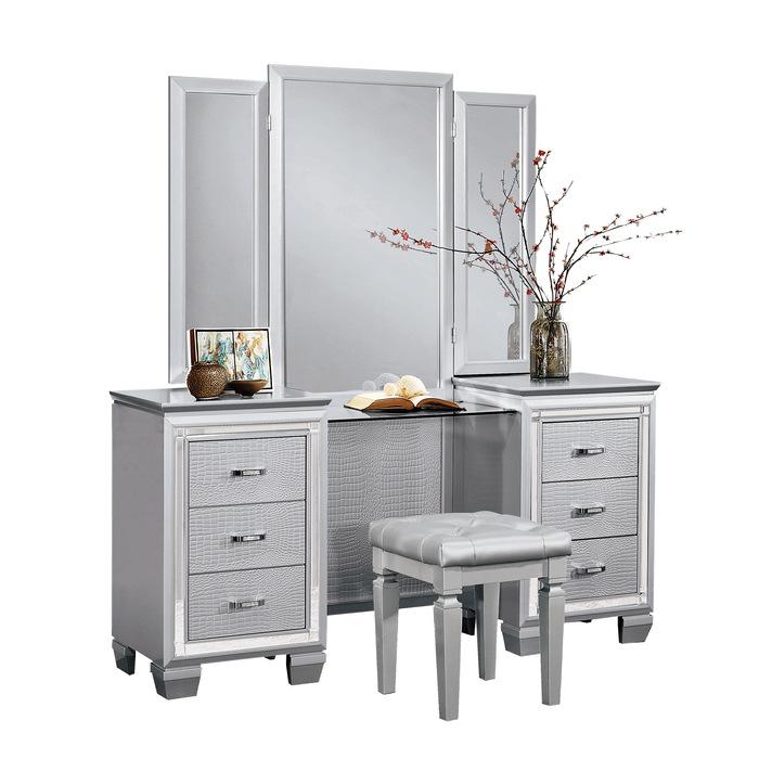 Allura Queen Panel Bed in Silver 1916-1