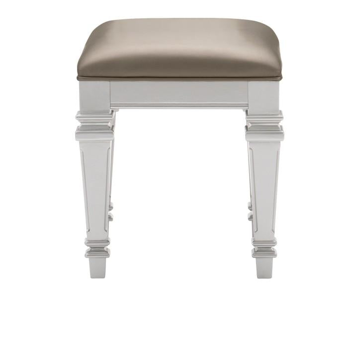 Avondale Queen Upholstered Panel Bed in Silver 1646-1 - LasVegasFurnitureOnline.com
