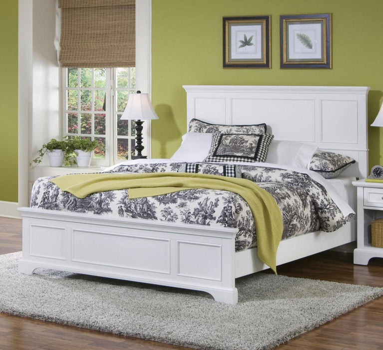 Century Queen Bed by homestyles