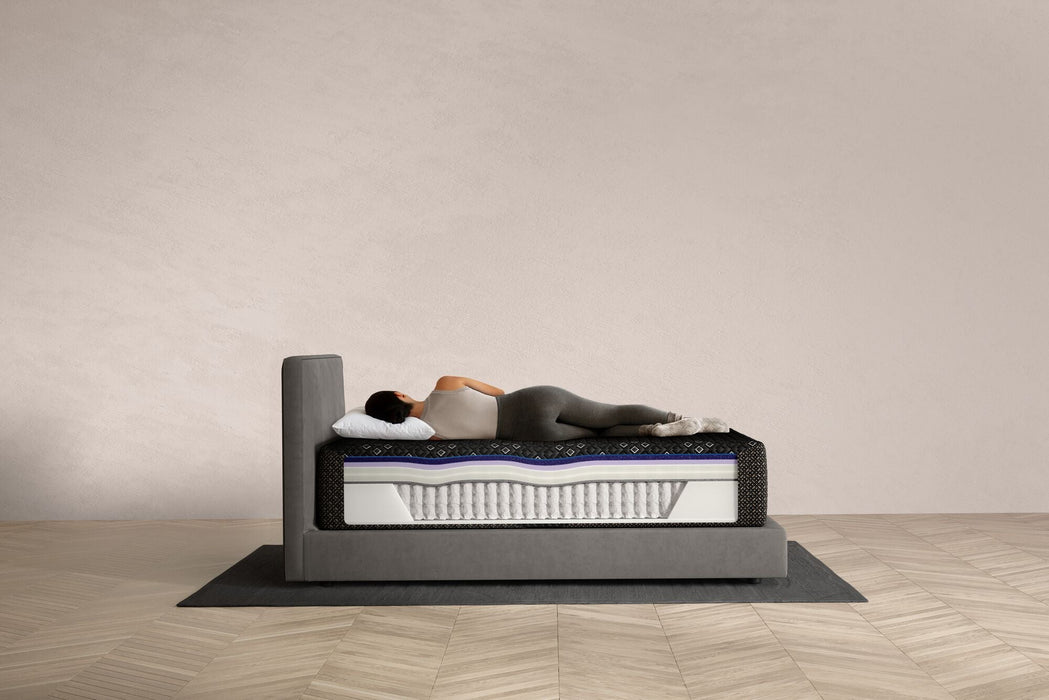 Beautyrest Black Hybrid XCS Series Three Medium Mattress