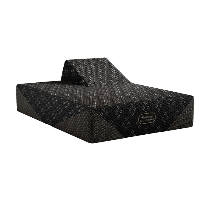 Beautyrest Black Hybrid XCS Series Three Medium Mattress