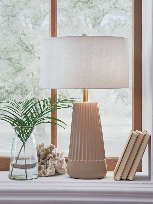 Dellner Table Lamp - LasVegasFurnitureOnline.com