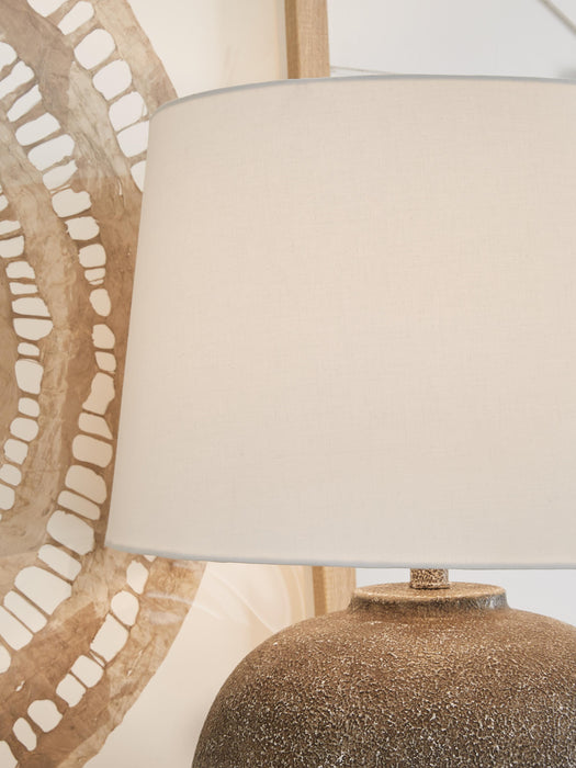 Neavesboro Lamp Set - LasVegasFurnitureOnline.com