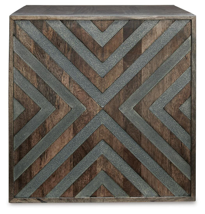 Dreggan End Table - LasVegasFurnitureOnline.com