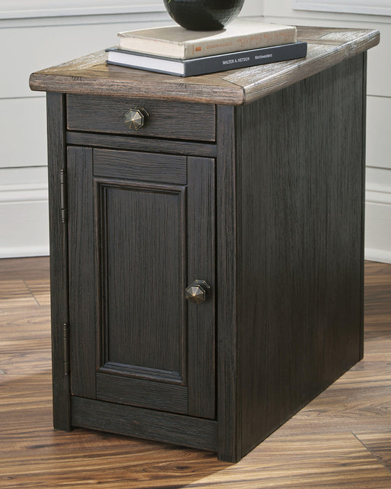 Tyler Creek End Table Set - LasVegasFurnitureOnline.com