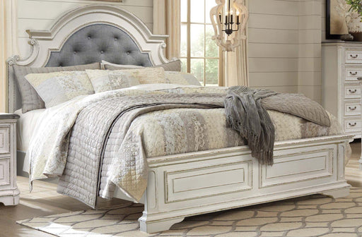 McFerran Home Furnishing B738 Queen Panel Bed in White image